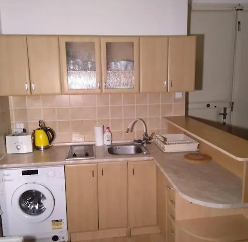 Authentic, Traditional Airbnb In Central Prague !